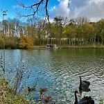 Domaine De Neuville - Flottants En Champagne * Sainte-Gemme (Marne)