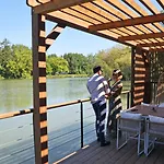 Domaine De Neuville - Flottants En Champagne Lodge Sainte-Gemme (Marne)