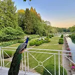 Domaine De Neuville - Flottants En Champagne * Sainte-Gemme (Marne)