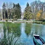 Domaine De Neuville - Flottants En Champagne * Sainte-Gemme (Marne)