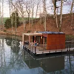 Domaine De Neuville - Flottants En Champagne Lodge