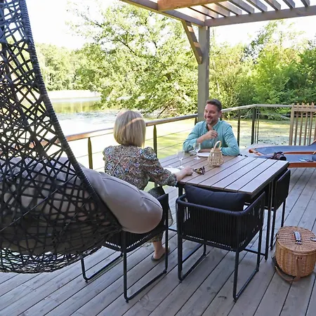 Domaine De Neuville - Flottants En Champagne Lodge