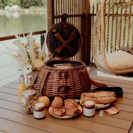 Domaine De Neuville - Flottants En Champagne 롯지 Sainte-Gemme (Marne)