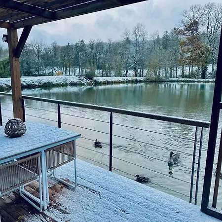 Domaine De Neuville - Flottants En Champagne *