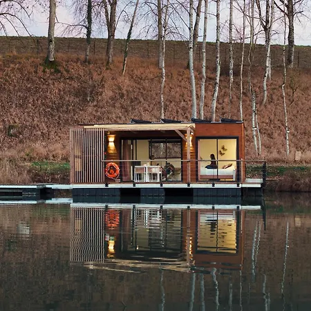 Domaine De Neuville - Flottants En Champagne Sainte-Gemme (Marne)