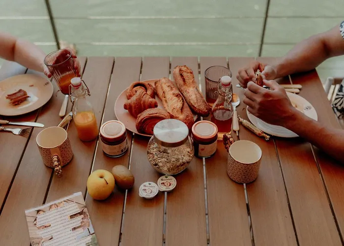 Lodge Sur L'eau - Domaine De Neuville Sainte-Gemme (Marne)