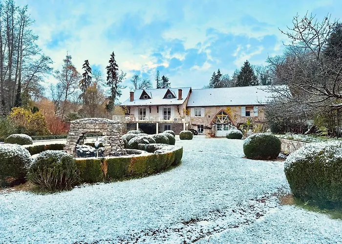 Sur L'eau - Domaine De Neuville *