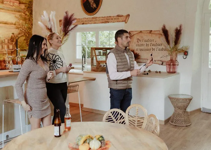 Sur L'eau - Domaine De Neuville Lodge